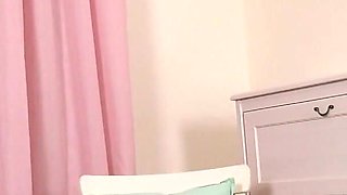 Hot MILF Tanya Foxxx Has a Beautiful Round Ass That She Loves to Show off!