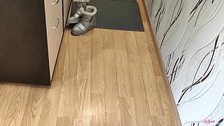 While My Sisters Wasn't Home, I Fucked Her Friend