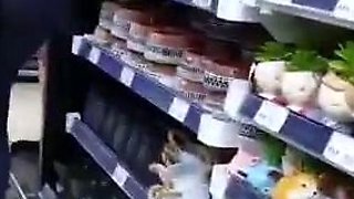 Amateur ass rammed outdoors