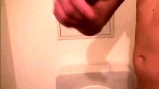 Blowjob while peeing on the toilet Hally Thomas