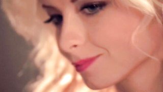 Inveigling femme - beautiful blonde smut - Fellucia Blow HD