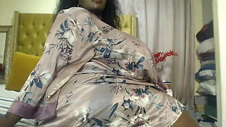 Fat Mommy Vibrator Play and Striptease