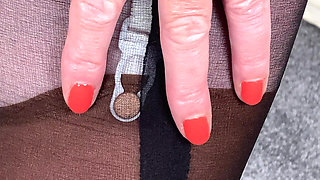 Mrs Mature Feet Trying a Bit of Layering for You All.