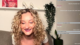 Amateur webcam slut creampie masturbate