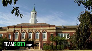 Real sex education class with insane eighteen yr olds can only lead to a ffm threesome - virgin high