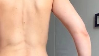 Cute amateur webcam teen girl toying pussy on webcam