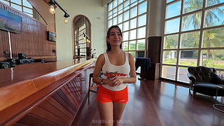 !! Risky Proposition!! Innocent Hooters Waitress Reveals Her Dirtiest Secrets