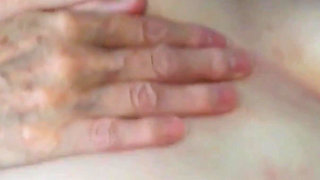 Entertaining and Fingering Mature Pussy