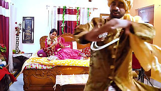 Raja apni sauteli beti ke sath dance ka enjoy karte karte choda