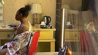 Gym Bro Takes Baddie to a Hotel Room to Fuck Her Raw and Deep