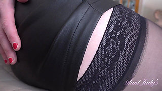 Stepmother - Your New Sex Therapist Alice Maze Knows What You Need