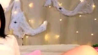 Pussy close up by slutty teen on cam