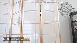 Brazzers - Chanel Camryn's marriage is on the fritz & can't miss her opportunity to fuck the hot marriage counselor