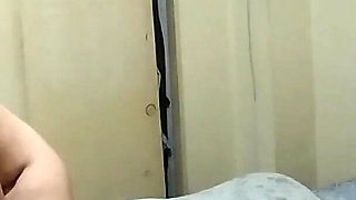 Real Mature Couple Fucking with a Lot of Passion and She Is Filled with Cum as She Likes