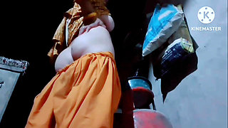 I get dressed completely naked, my hot ass pussy is very excited.