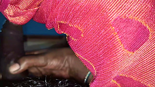 Desi Tamil saree aunty blouse job big ass