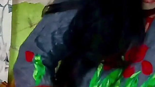 When Didi Was Alone in the Village, I Saw in the Room Didi Is Trying to Put Cucumber in Her Vagina Part 1