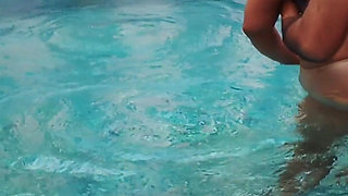 Komal Was Getting Into the Swimming Pool for the First Time, the Devar Was Getting Down From Behind, Fucking in the Water Itse