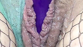 MILF Thrusting Vibrator Masturbation & Stuffing Panties in Fat Pussy