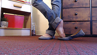 Toe Wiggles Dipping Ballet Flats Dirty