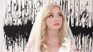 Blonde bride fucked by stepbro in law before wedding starts