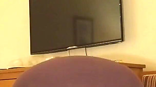 Stepmommy Cleaning the Room