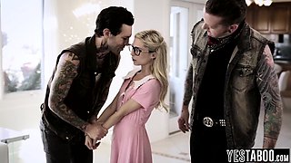 Cuck spouse witnesses wifey get gang-fucked