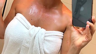 Webcam milf with breast milk live hardcore masturbate