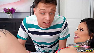 Cecelia Taylor Takes Big Cock For The First Time And Loves It