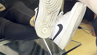 Dirty White Sneaker Worship - Valeria Night (part 1)