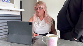 Secretary Gives Boss a Smoking Handjob