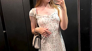 Correct Use of a Mirror in an Elevator
