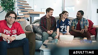 Watch insatiable Isiah Maxwell's scene