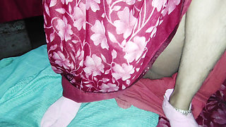 The sister-in-law in the neighbourhood came to my room and me