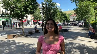 Laury, 27 years old, burns with hard desires! - Jacquie et Michel TV