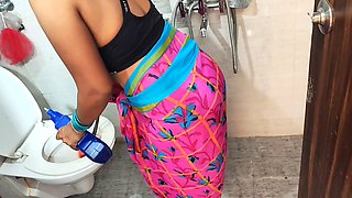 Sir, please fuck me hard while I moan, the maid Ashu is ready for action in the bathroom