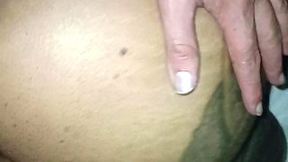 I put on all fours a brunette mother-in-law and give her cock until I cum in her black and hairy close