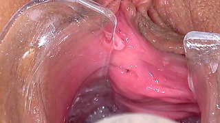 Big Used Pussy of Hot Mature Gwen Cortez Examined with Speculum