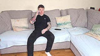 Maisie Lewis Asks Lil D to Babysit