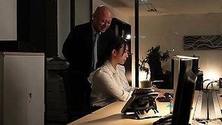 Teen close up fuck xxx housewife cumshot