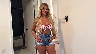 Horny Stepsister With Massive Ass Seduces Stepbrother When Home Alone