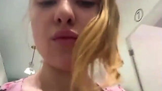 Extreme Masturbating in the Locker Room