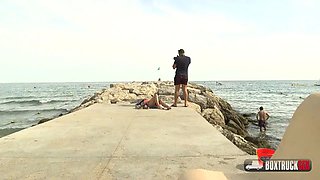 Brunette babe aysha aggrees a free massage at beach