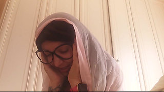 The Porn Misadventures and Received From Her Brother-in-law: Monia Told by Her in Person While Masturbating for You