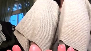Sexy leggy brunette enjoys foot fetish