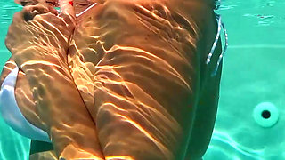 All Natural MILF Julia North Underwater Anal in the Pool