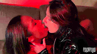 Two Hot Girls, Lots of Chemistry and an Irresistible Atmosphere