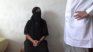 This British Doctor Is Shocked!!! Saudi Arab Granny Shows Her