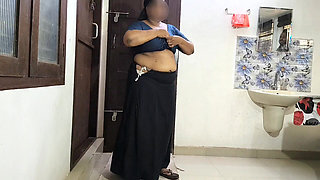 Sexy Bhabi in Blue Saree, Removing Saree to Show Here Sexy Chubby Body. Big Boss and Ass