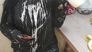 I Fill My Stomach with Food